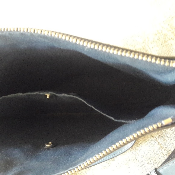 Coach Leather Shoulder Bag - Picture 4 of 8